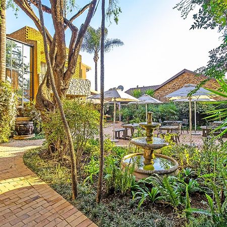 Sunward Park Guest House & Conference Center Boksburg Esterno foto