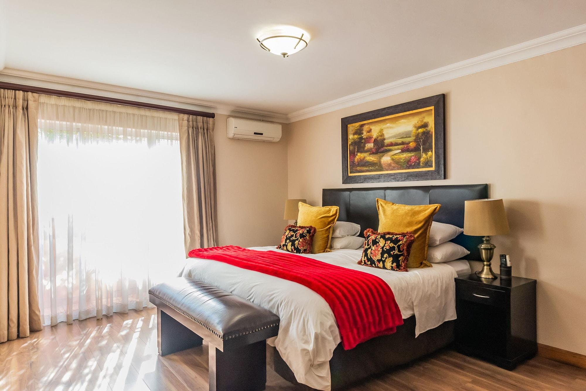 Sunward Park Guest House & Conference Center Boksburg Esterno foto