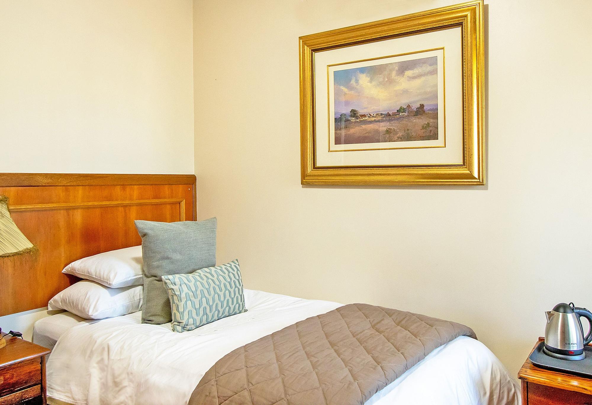 Sunward Park Guest House & Conference Center Boksburg Esterno foto
