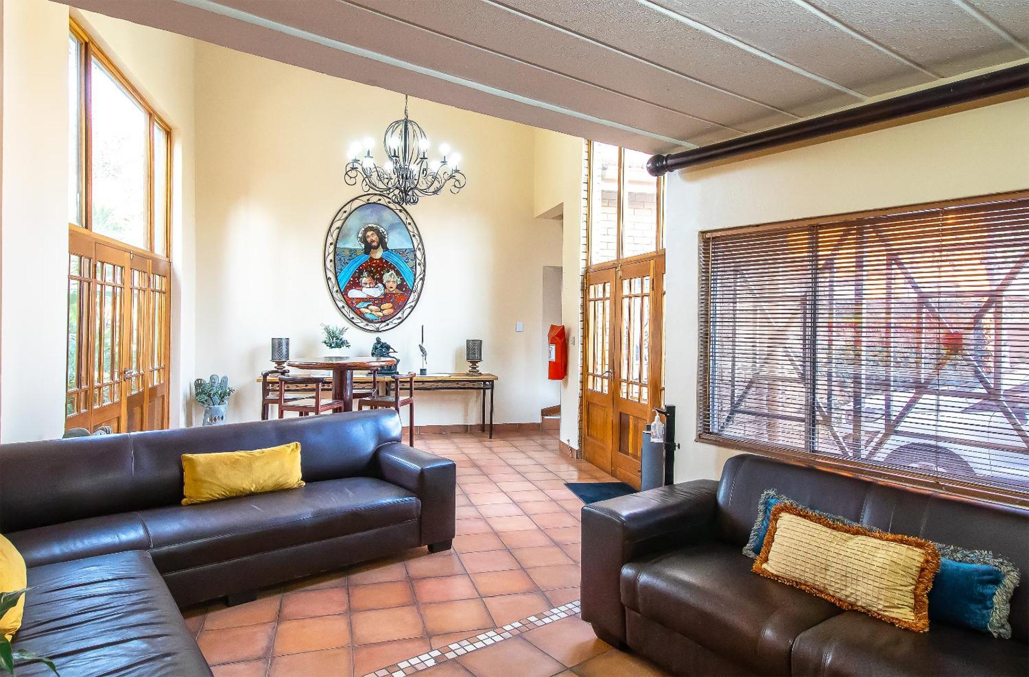 Sunward Park Guest House & Conference Center Boksburg Esterno foto