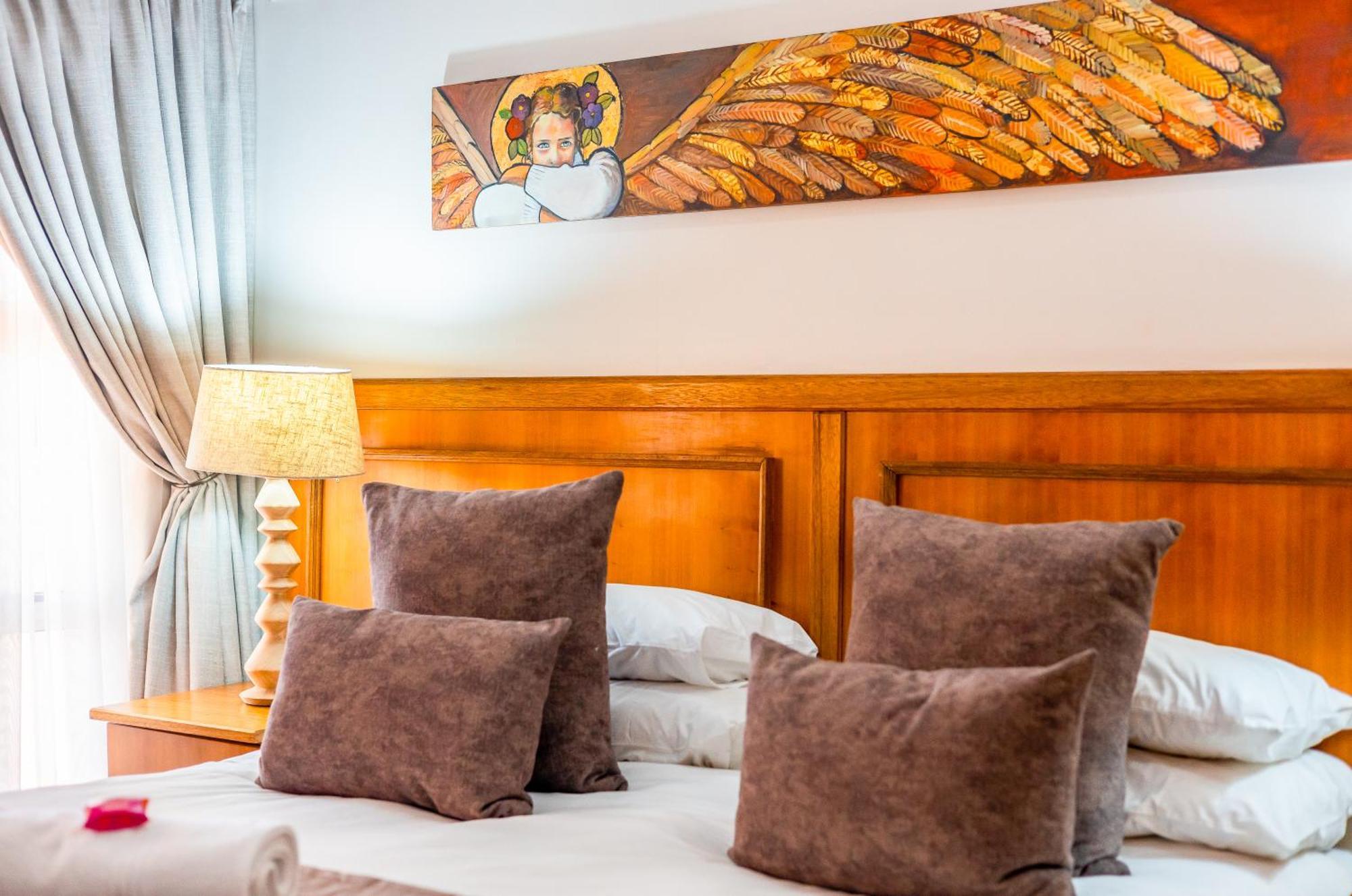 Sunward Park Guest House & Conference Center Boksburg Esterno foto