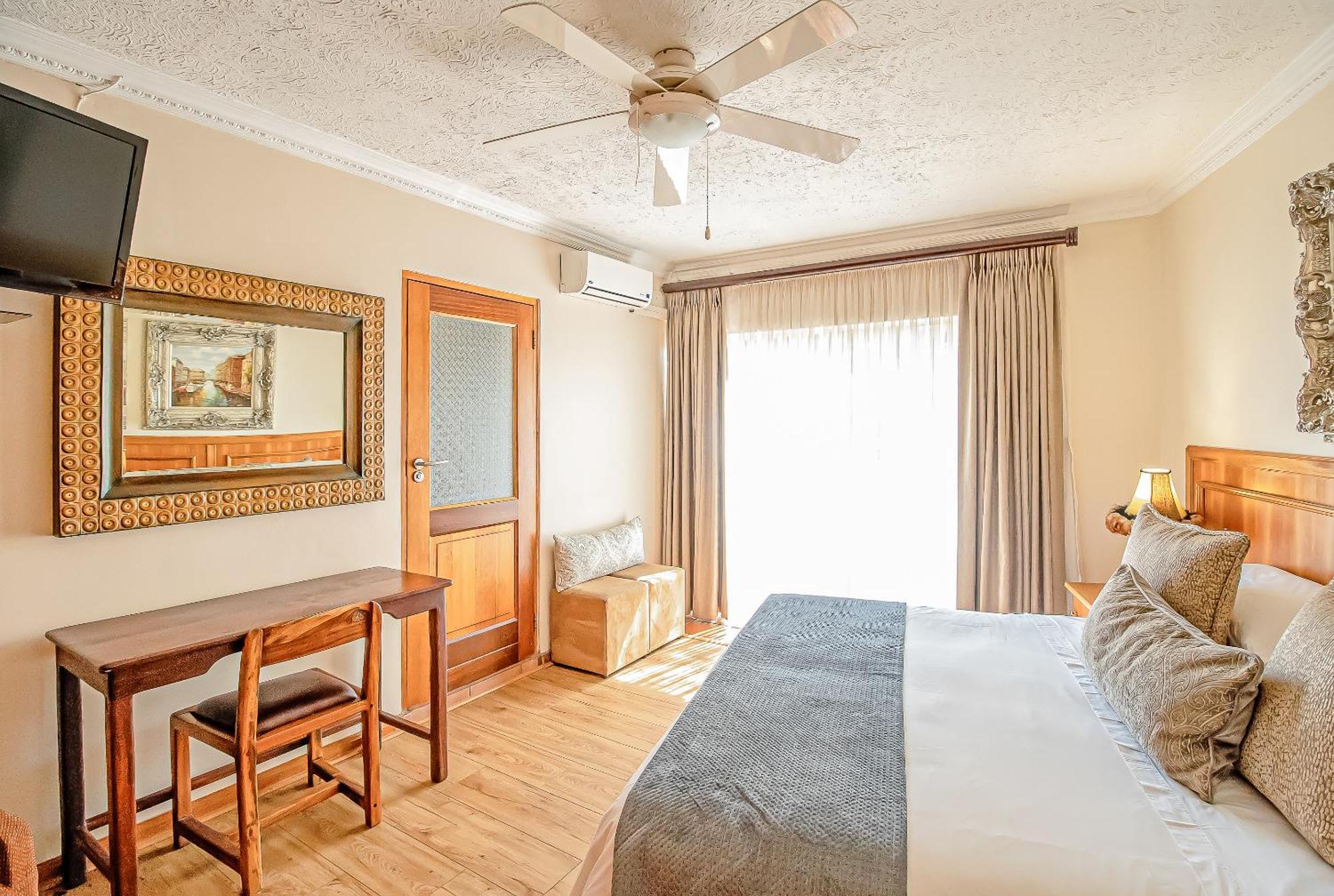 Sunward Park Guest House & Conference Center Boksburg Esterno foto