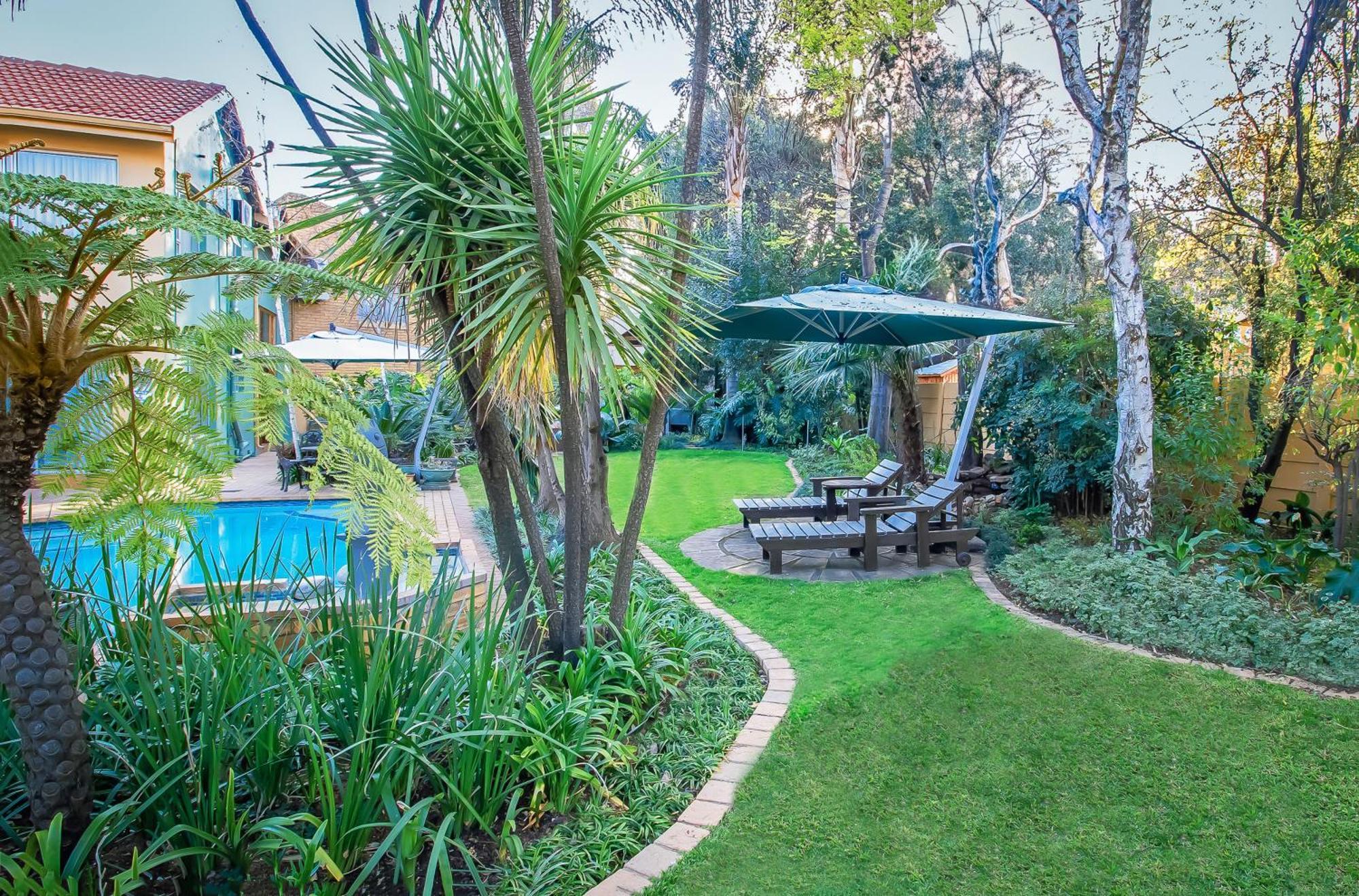 Sunward Park Guest House & Conference Center Boksburg Esterno foto